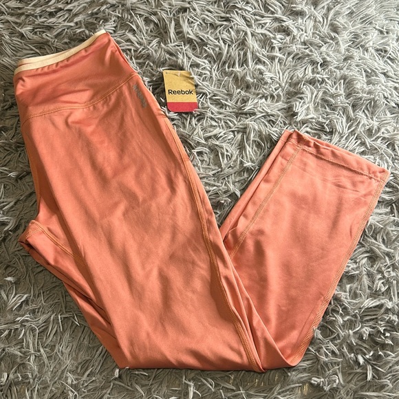 NWT Pink Reebok 7/8 Length Leggings - Picture 3 of 4